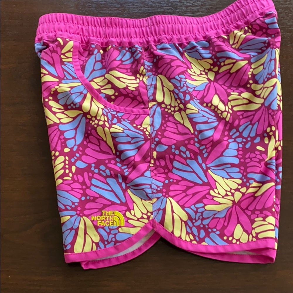 NWOT The North Face shorts
